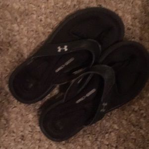 Under armour flip flops
